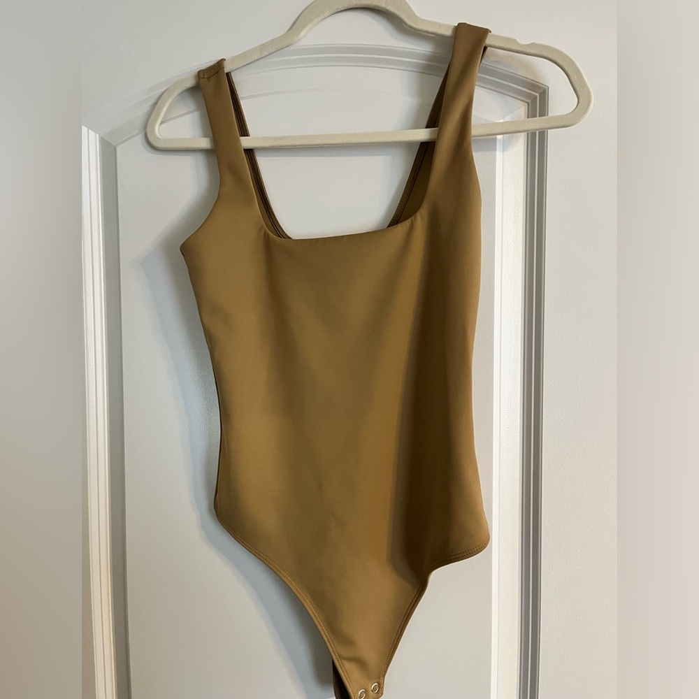 Good American bodysuit